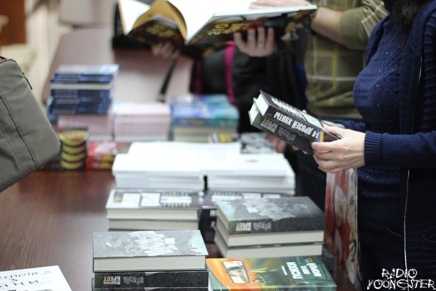 14 друзів хунти: у Миколаєві презентували книги видавництва «ДІПА»